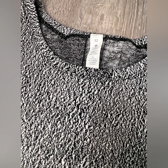 Lululemon Rush Hour Long Sleeve Shirt NWT Size 12 - Picture 5 of 7